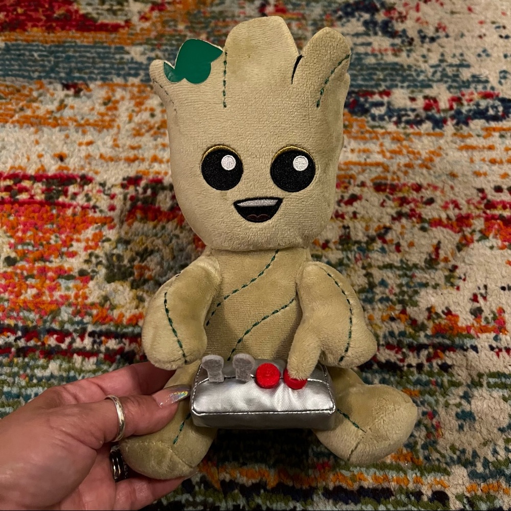 Guardians of the Galaxy Button Groot Phunny Plush